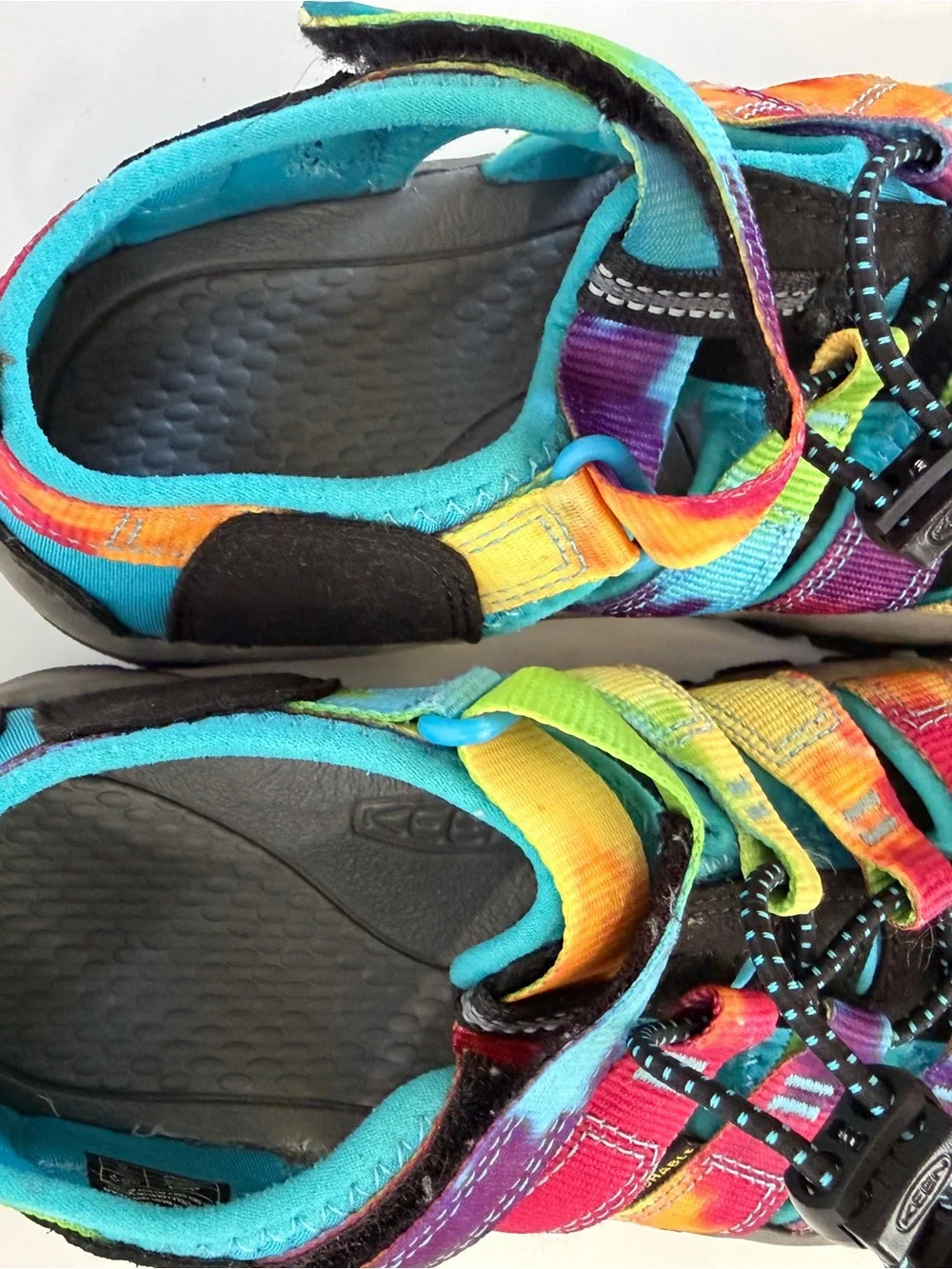 Keen Kids Multicolor Outdoor Sandals - Rainbow tie dye Straps